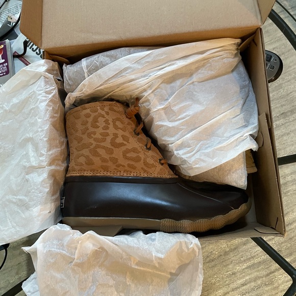 Sperry saltwater cheetah tan brand new boots - Picture 7 of 8